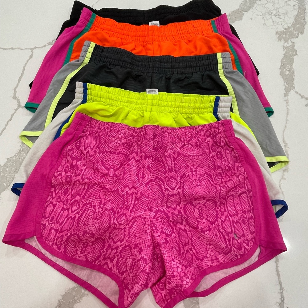 5 PAIRS S 4-6 DANSKIN LINED SHORTS Athletic Shorts